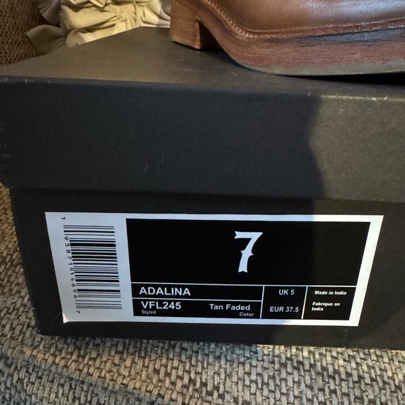 Vintage Foundry Co , Adalina boots size 7 - Picture 7 of 7